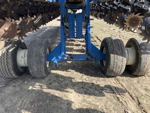 Kinze 3700 Planter