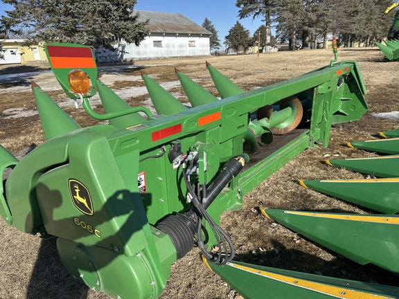 2013 John Deere 606C Header Corn Head