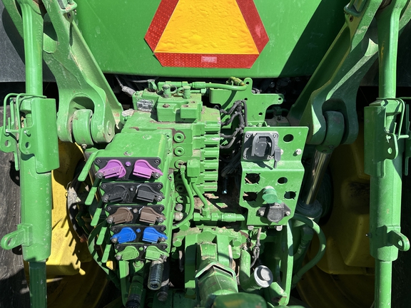 2013 John Deere 7280R Tractor