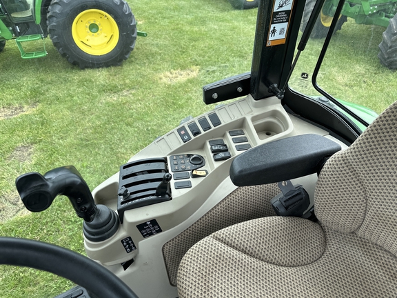 2023 John Deere 4066R Tractor Compact