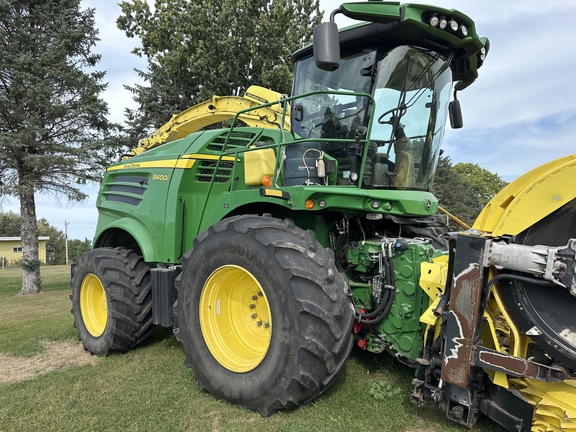 2017 John Deere 8400 Forage Harvester