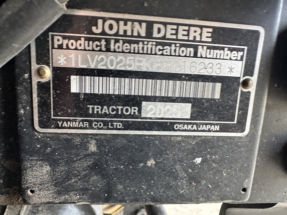 2015 John Deere 2025R Tractor Compact