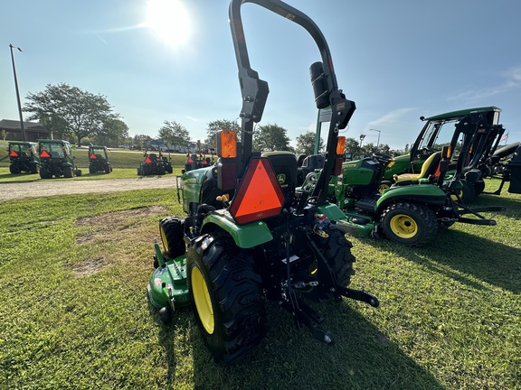 2015 John Deere 2025R Tractor Compact