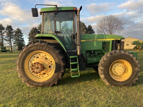 1998 John Deere 7810 Tractor