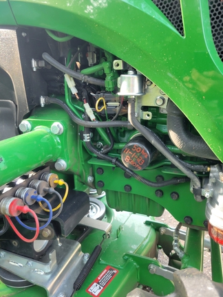 2021 John Deere 3046R Tractor Compact