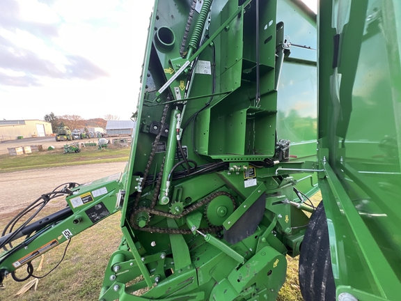 2023 John Deere 560M Baler/Round