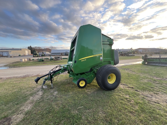 2023 John Deere 560M Baler/Round