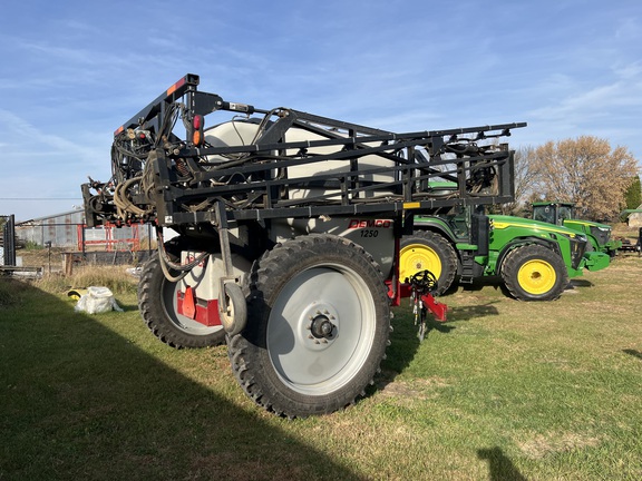 2021 Demco 1250 Sprayer