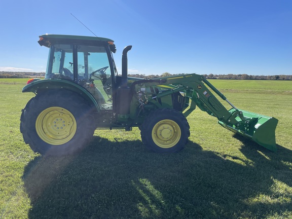2023 John Deere 5090E Tractor
