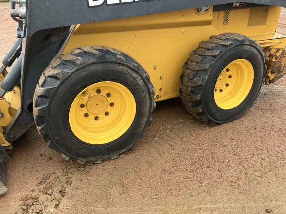 2023 John Deere 324G Skid Steer Loader