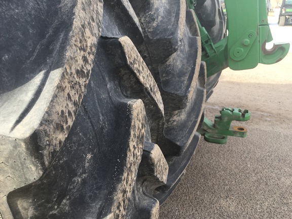 2021 John Deere 8R 370 Tractor