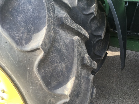 2021 John Deere 8R 370 Tractor