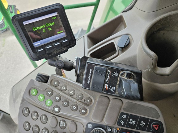 2015 John Deere S680 Combine