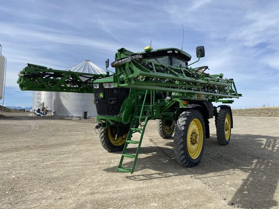 2016 John Deere R4038 Sprayer/High Clearance