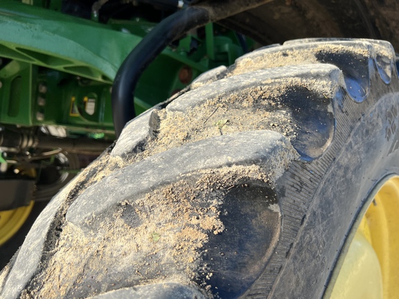 2016 John Deere R4038 Sprayer/High Clearance