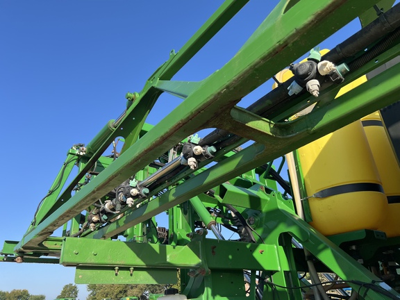 2016 John Deere R4038 Sprayer/High Clearance