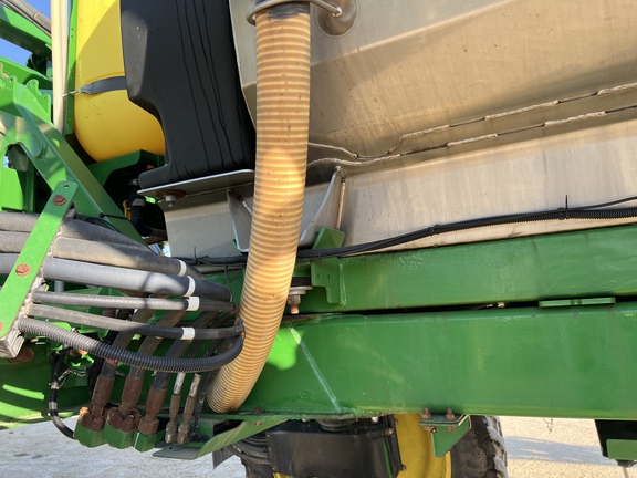 2016 John Deere R4038 Sprayer/High Clearance