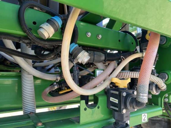 2016 John Deere R4038 Sprayer/High Clearance