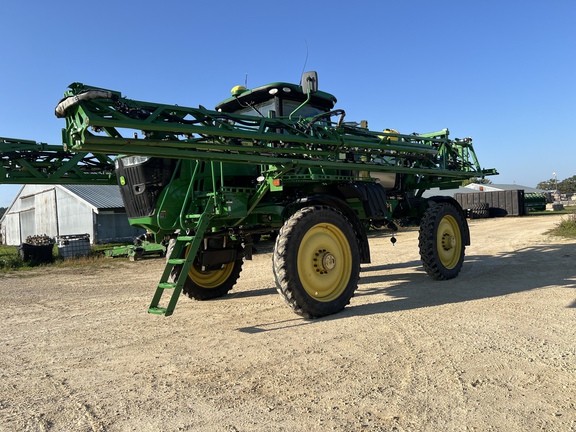2016 John Deere R4038 Sprayer/High Clearance