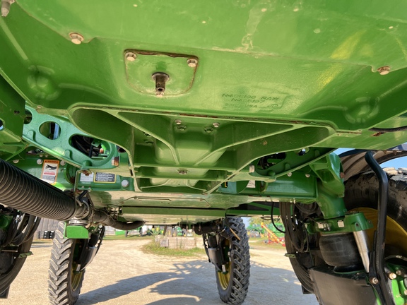 2016 John Deere R4038 Sprayer/High Clearance