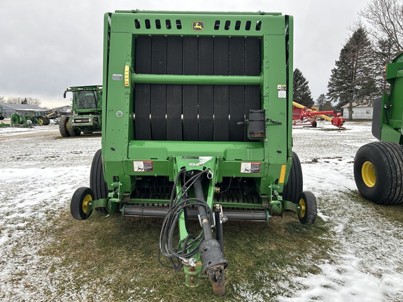 2019 John Deere 560M Baler/Round