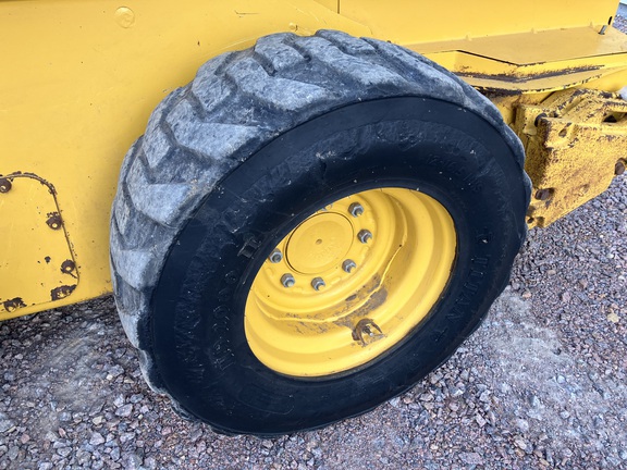 2022 John Deere 324G Skid Steer Loader