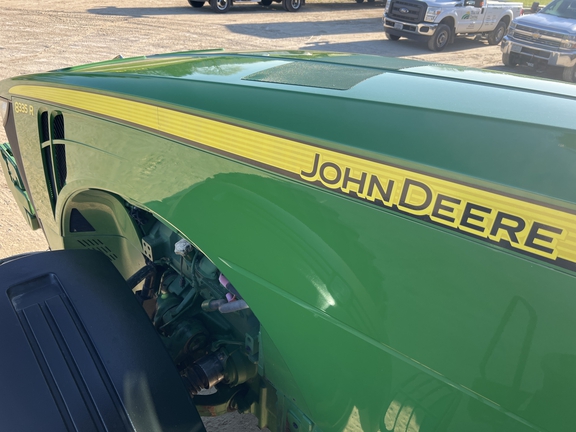 2014 John Deere 8335R Tractor