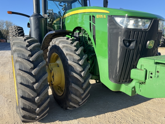 2014 John Deere 8335R Tractor