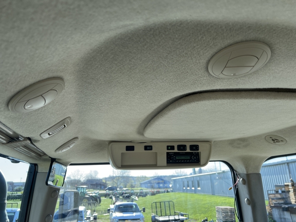 2014 John Deere 8335R Tractor