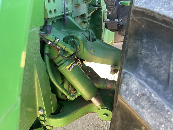 2014 John Deere 8335R Tractor