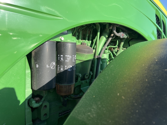 2014 John Deere 8335R Tractor