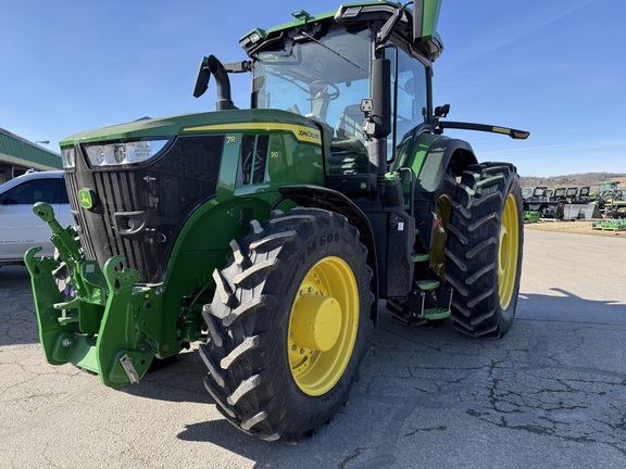 2024 John Deere 7R 310 Tractor
