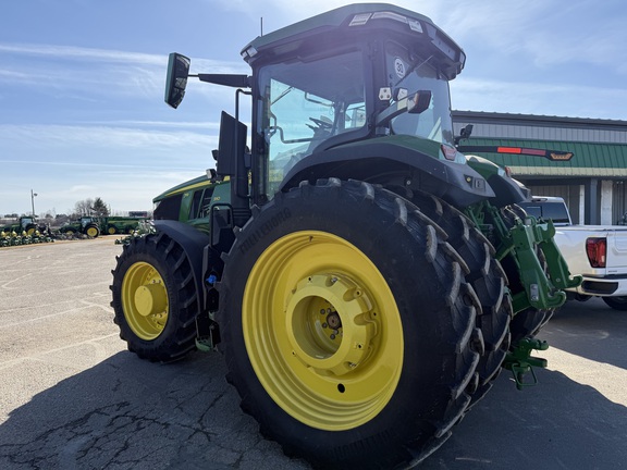 2024 John Deere 7R 310 Tractor