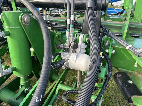 2012 John Deere 1770NT CCS Planter