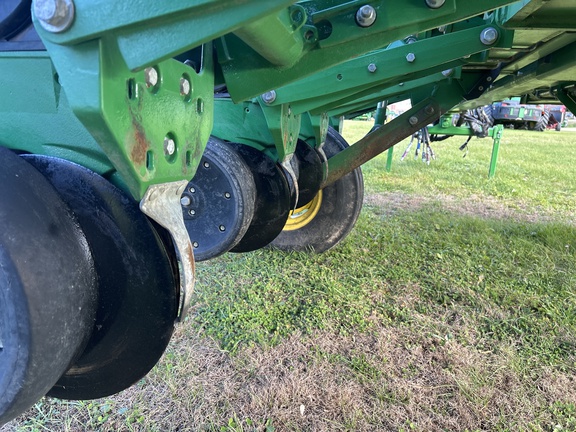 2012 John Deere 1770NT CCS Planter