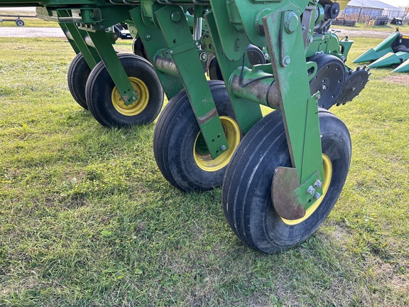 2012 John Deere 1770NT CCS Planter