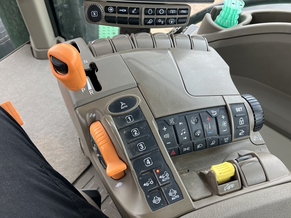 2023 John Deere 8R 410 Tractor