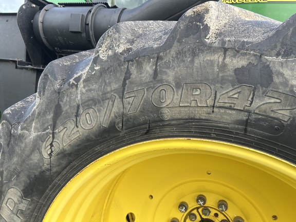 2011 John Deere 9330 Tractor 4WD