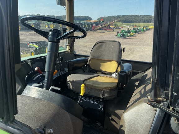1990 John Deere 4955 Tractor