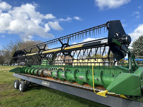 2012 John Deere 630F Header Combine