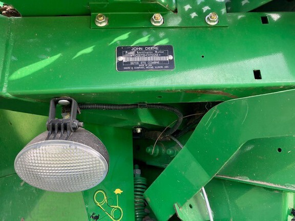 2013 John Deere S670 Combine