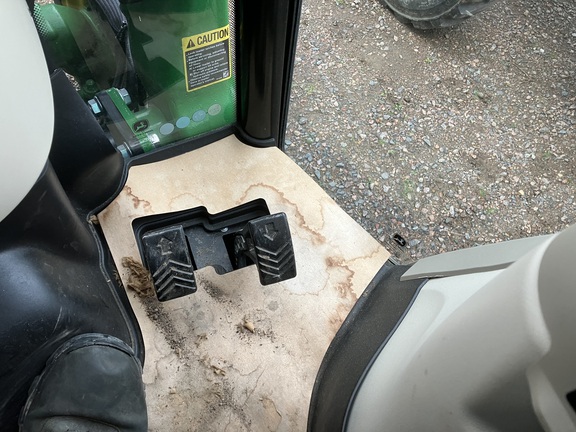 2023 John Deere 3046R Tractor Compact