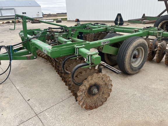 2022 Frontier VT1715 Misc