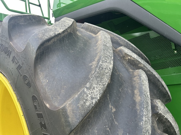 2025 John Deere S7 800 Combine