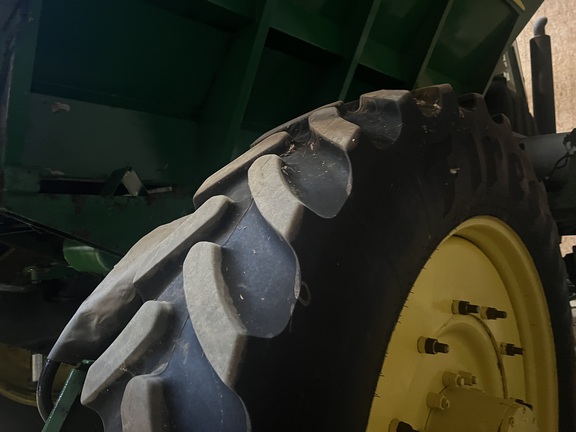 2007 John Deere 4930 Sprayer/High Clearance