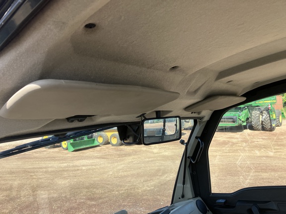 2022 John Deere XUV 835R ATV