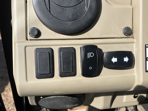 2022 John Deere XUV 835R ATV