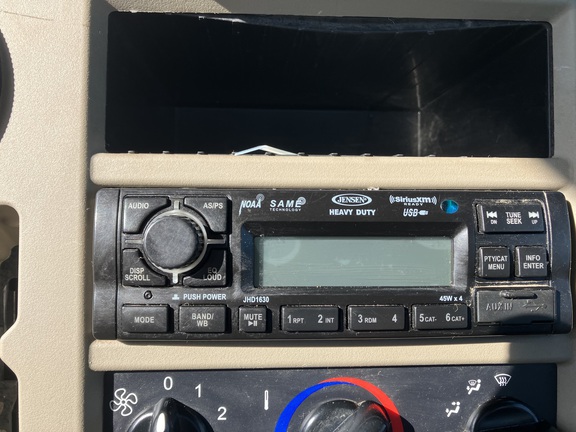 2022 John Deere XUV 835R ATV