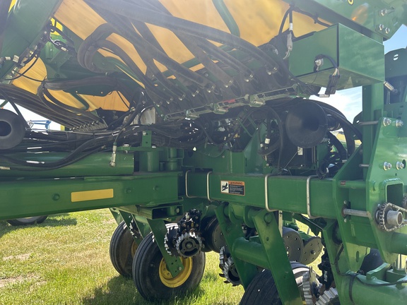 2017 John Deere 1775NT Planter