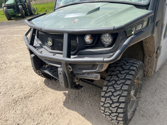 2019 John Deere XUV 835R ATV